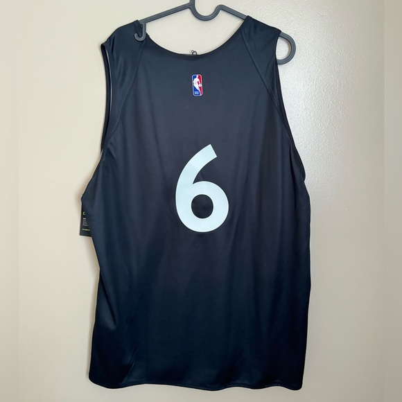 Reversible Toronto Raptors Jersey - Picture 3 of 4